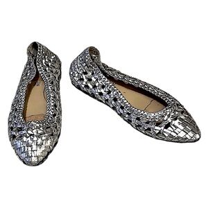 Anne Klein Silver Textured Flats
